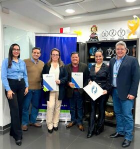 Colegio de Arquitectos de Bolivia y Alianza Seguros suscriben alianza estratégica